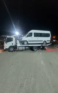امداد خودرو. خودروبر. یدک کش‌ جرثقیل. سیرجان
