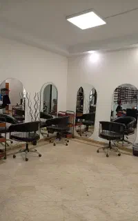 اجاره اتاق  و میز ناخن و رنگکار در هروی