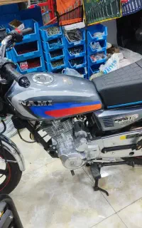 موتورسیکلت نامی 200