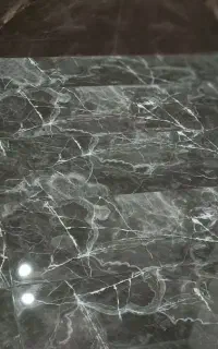 شاگرد کاشی و سرامیک کاری