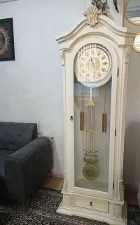ساعت ایستاده رنگ استخوانی نو نو