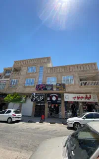 رهن و اجاره آپارتمان تجاری بر خیابان اصلی