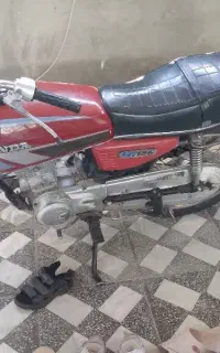 موتورسیکلت هندا