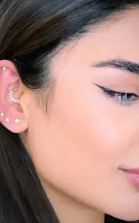 پرسینگ.چال گونه.میکرودرمال. سوراخ کردن گوش