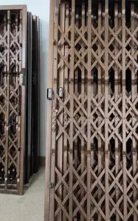 درب آکاردئونی دکودژار