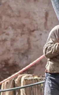 استخدام کارگر عمرانی