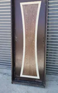 درب اتاق دو عدد هم سایز
