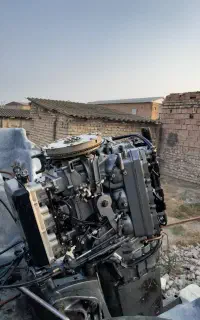 قایق مارینر ۱۵۰ و یک عدد ۲۰۰ سوزوکی و یاماها در حد