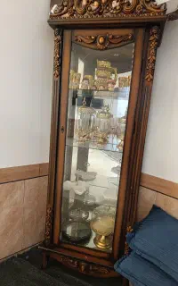 بوفه یا ویترین دکور .