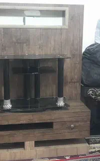 میز تلویزیون چوبی و شیشه ای