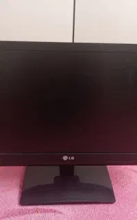 کیس کامپیوتر + مانیتور LG سالم و تمیز