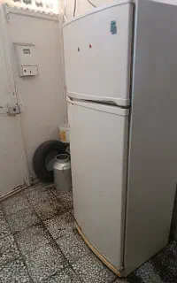 یخچال یخسازان
