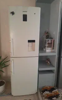 یخچال وسماور