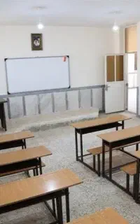 تدریس حضوری ریاضی در اموزشگاه