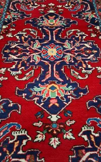 فرش دستبافت .قالیچه قدیمی ولی استفاده نشده