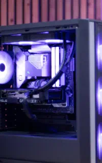 خدمات نرم افزاری ،تعمیرات،ارتقا و اسمبل سیستم