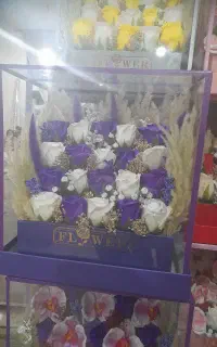 باکس گل وعروسک روسی