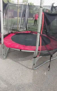 ترامپولین سالم