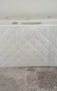 تخت و تشک رویال
