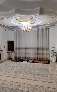 اجاره //ویلایی۱۴۰ متری// صدرا تک واحدی