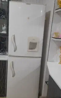 یخچال بالا و پایین سالم