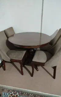 میزناهار خوری