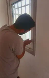 تعمیر و ریگلاژ درب و پنجره دو جداره