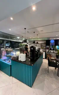 طراحی معماری،بازسازی و ری دیزاین کافی شاپ ورستوران