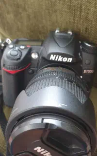 دوربین D7000 نیکن و لنز نیکن
