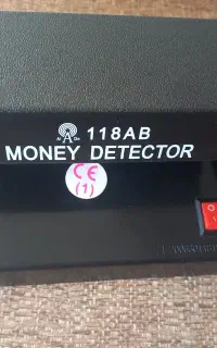 دستگاه اصالت اسکناس