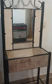 میز آرایشی