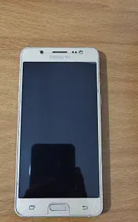 گوشی سامسونگ j5