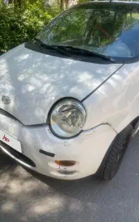 ام وی ام ۱۱۰ سفید