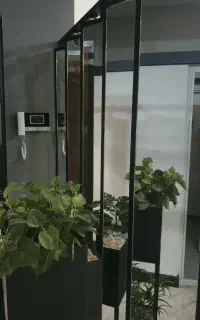 اجاره میز ،صندلی و تخت در سالن زیبایی