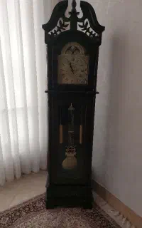 ساعت ایستاده چوبی