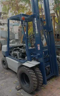 لیفتراک ۲/۵ تن کوماتسو