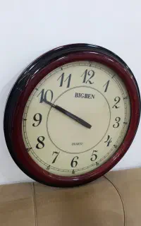 ساعت دیواری دست دوم