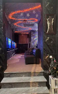 فروش وسایل  گیم نت  ps4و مبل