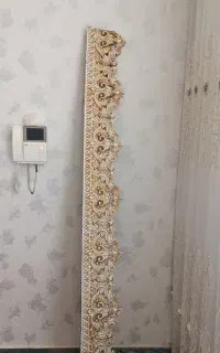چوب پرده و کتیبه
