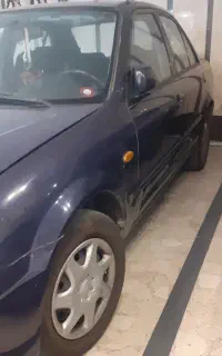 مزدا۳۲۳ دنده ای