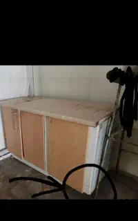 کابینت محکموسنگین  وبدون زدگی