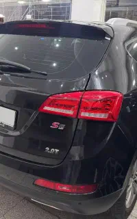 جک s5 مدل ۱۴۰۰ ( موتور ۲۰۰۰ ) بدون رنگ