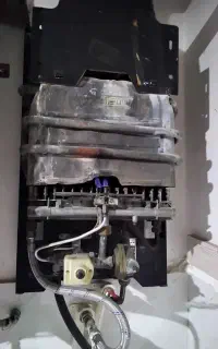 اب گرمکن دیواری