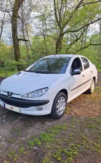 پژو ۲۰۶ اس دی