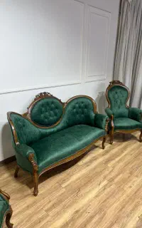 ادمین / خلاق و پر انرژی (مبلمان )
