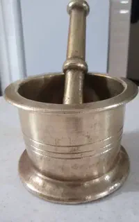 هاون برنجی