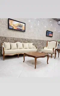 مبل راحتی هفت نفره.  تـرانه /