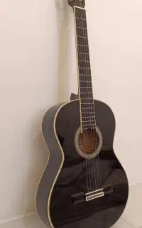 گیتار آریا مشکی