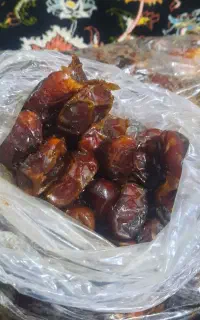 خرمای شکر پاک کرده و بسته بندی شده درجه یک