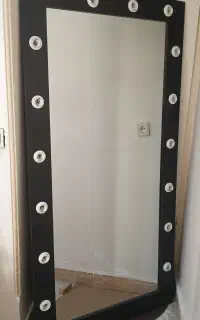 آینه قدی لامپی